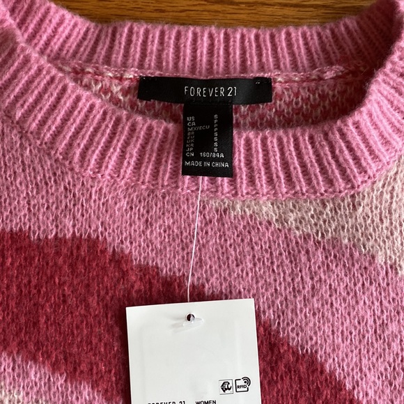 Abstract Print Drop- Sleeve Sweater. NWT. Size S. - Picture 5 of 7